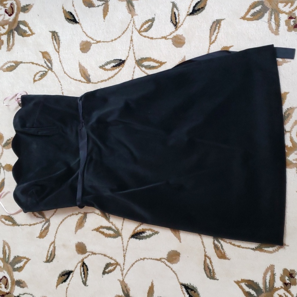 Milly of New York Strapless Scallop Black Velvet Dress, Made In USA, Size 6